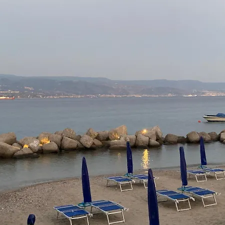 Bed And アパート