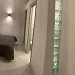 Bed And Apartment *